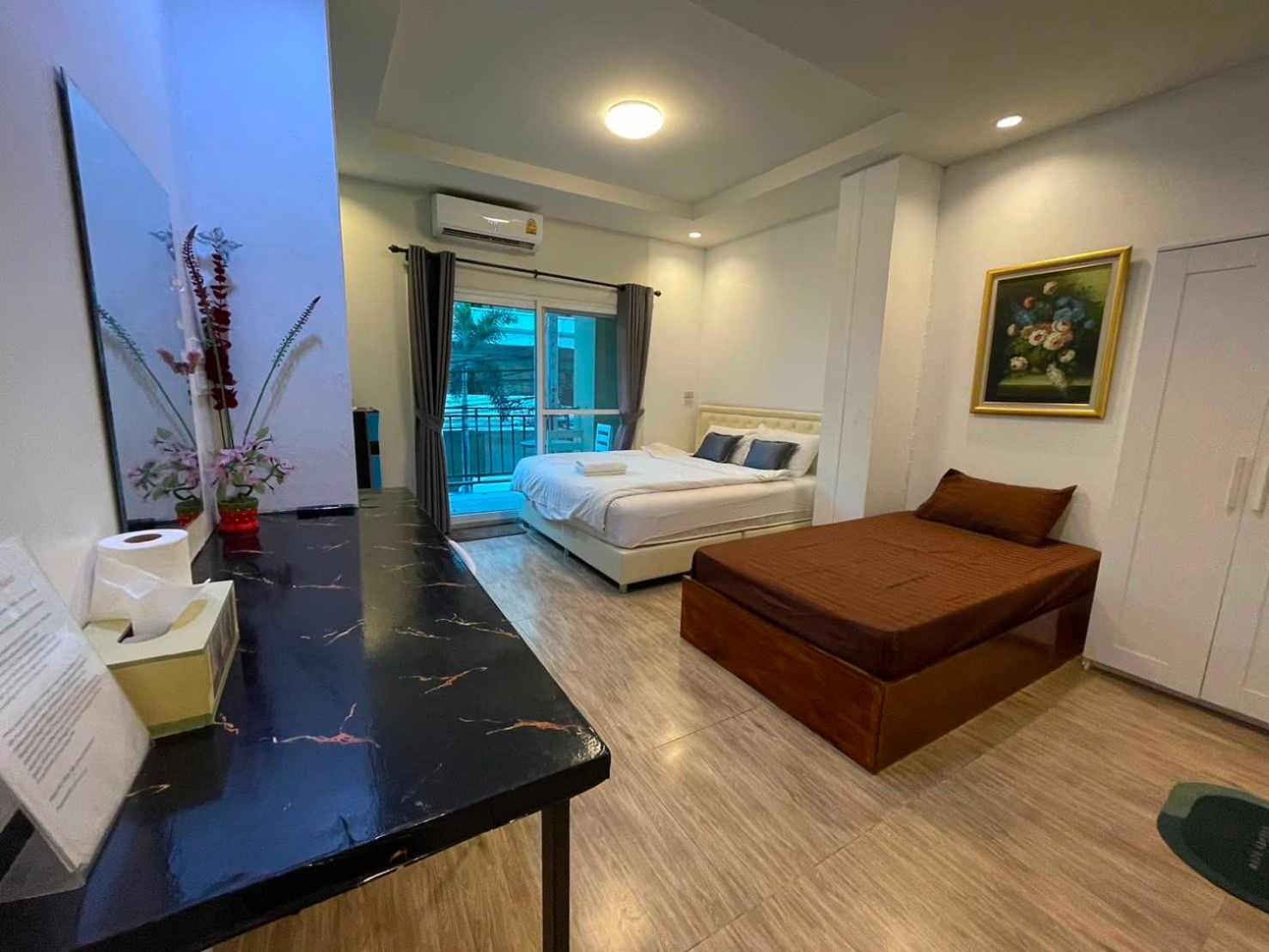 Oyo 75486 Anna Residence Jomtien Экстерьер фото