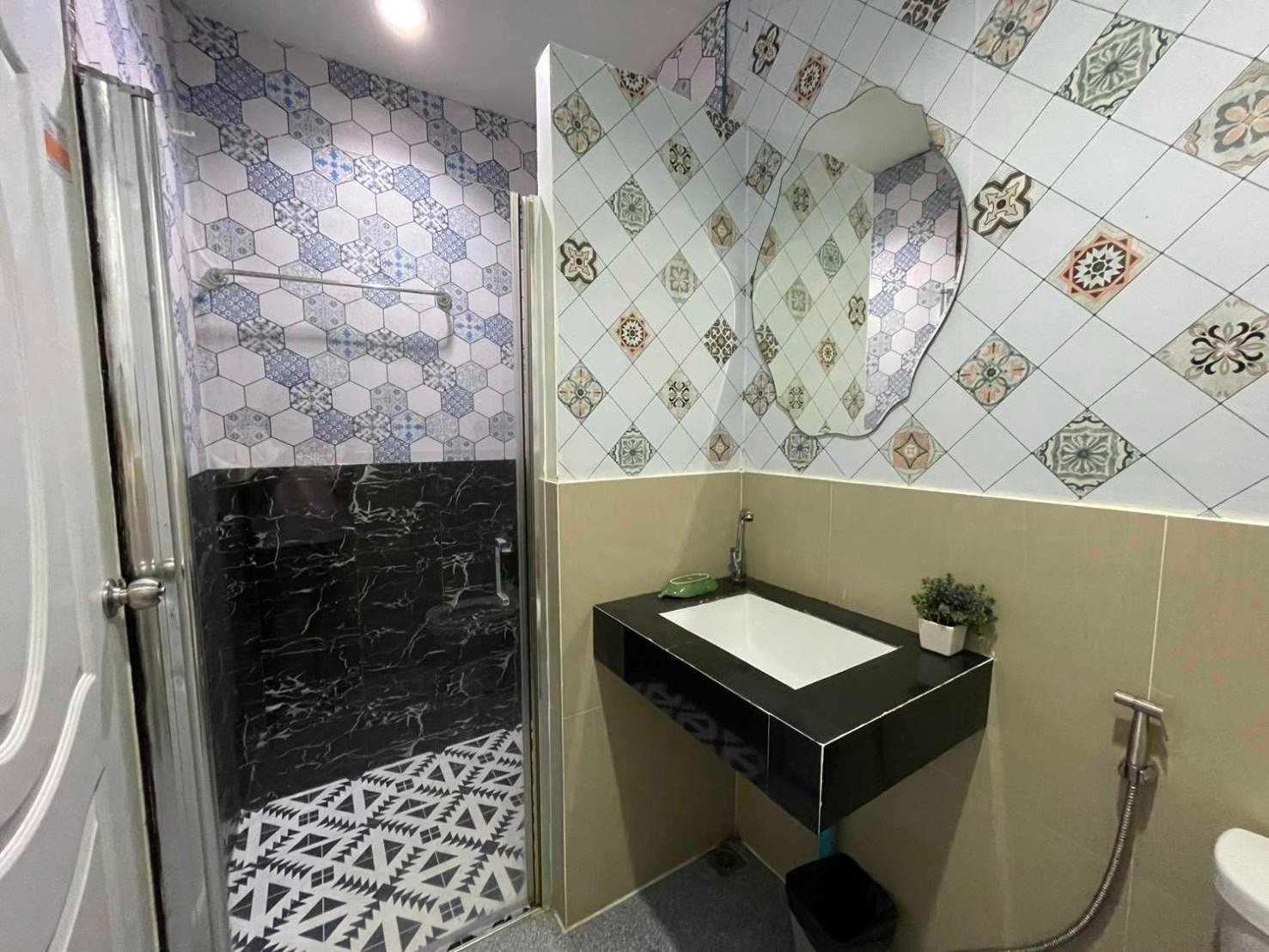 Oyo 75486 Anna Residence Jomtien Экстерьер фото